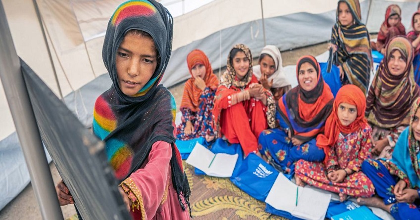 UNICEF/Mark Naftalin