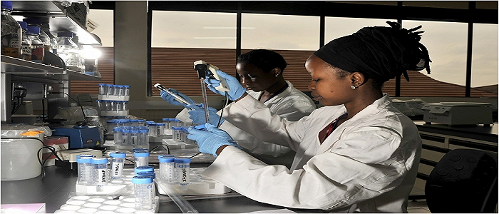 Women working in the advanced animal health laboratories of ILRI, in Nairobi, Kenya. 
